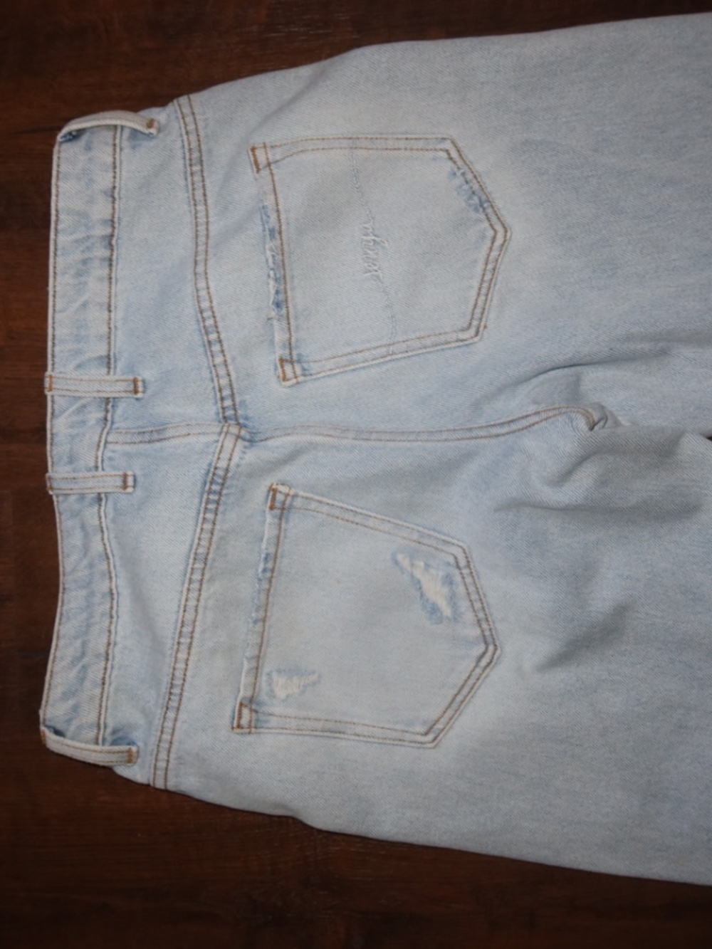 Seroya Ripped Jeans - Picture 2 of 3